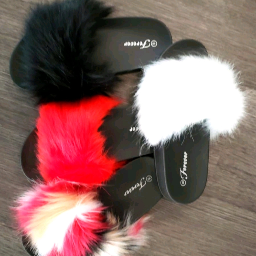 Forever fux fur slippers